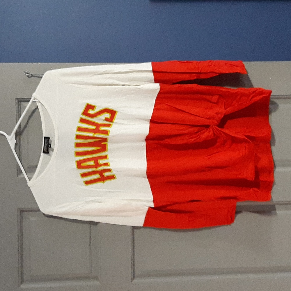 Atlanta Hawks Women's In It To Win It Colorblock Long Sleeve T-Shirt - Red